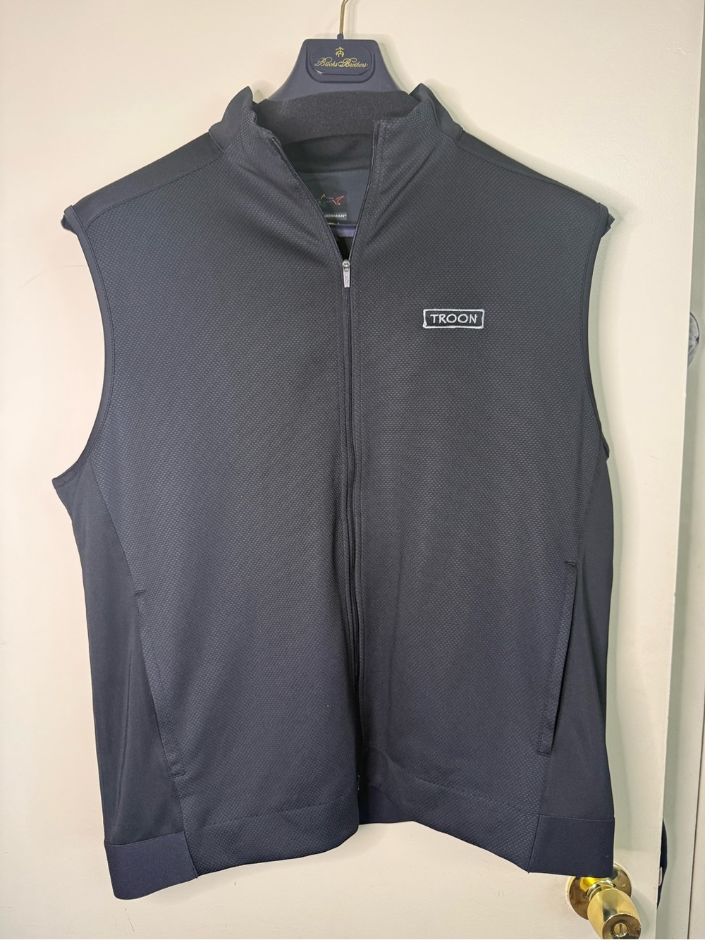 Greg Norman Men's Large Black Golf Vest PlayDry
